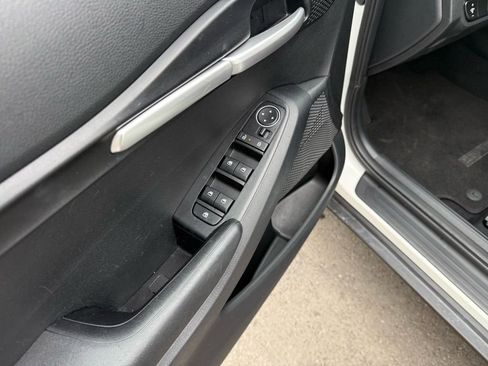 Certified 2024 Kia Seltos LX image 13