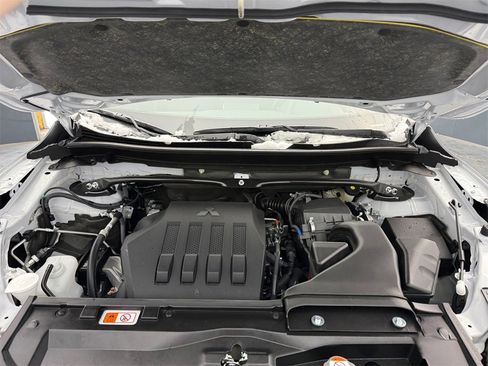 New 2026 Mitsubishi Eclipse Cross LE image 25