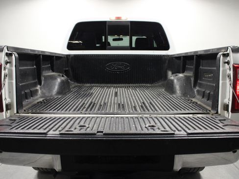 Used 2015 Ford F350 Lariat w/ Chrome Package image 14