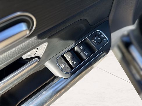 New 2026 Mercedes-Benz GLA 250 4MATIC image 13