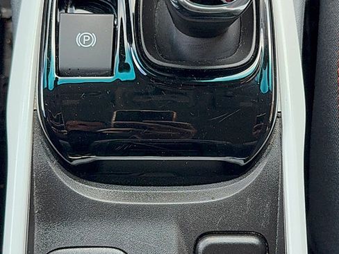 Used 2017 Chevrolet Bolt Premier w/ Driver Confidence II Package FWD image 25