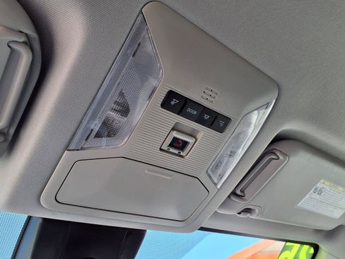 Certified 2025 Toyota RAV4 XLE AWD/4WD image 26