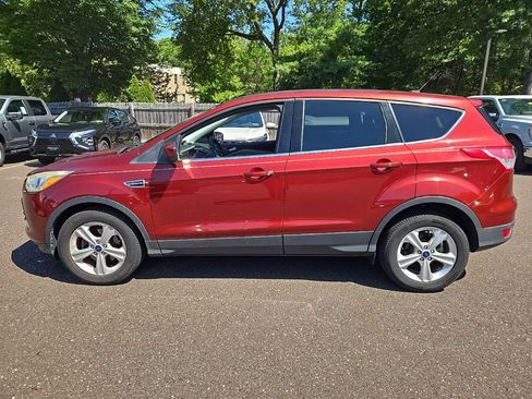 Used 2016 Ford Escape SE FWD image 9