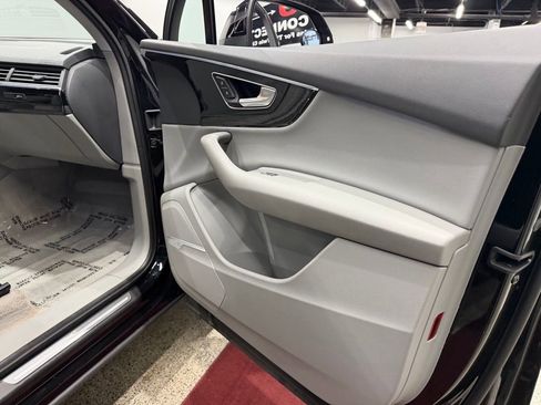 Used 2019 Audi Q7 3.0T Premium Plus AWD/4WD image 31