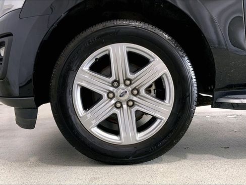 Used 2019 Ford Expedition Max XLT w/ Equipment Group 202A RWD image 8