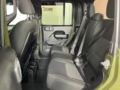Used 2021 Jeep Gladiator Mojave AWD/4WD image 26