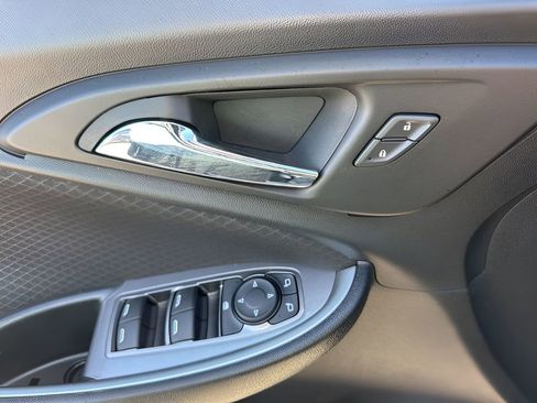 Used 2024 Chevrolet Malibu LT image 25