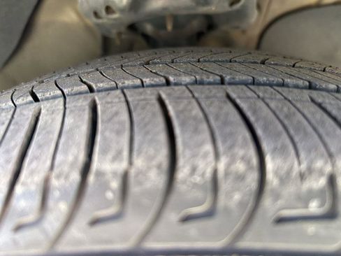 Used 2024 Hyundai Elantra SEL image 38