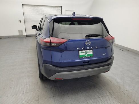 Used 2023 Nissan Rogue SV FWD image 6