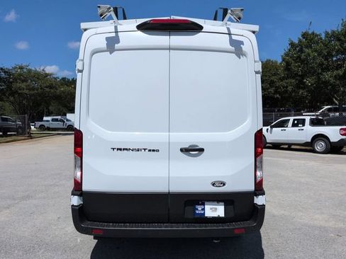 New 2026 Ford Transit 250 148 Medium Roof w/ Load Area Protection Package RWD image 5