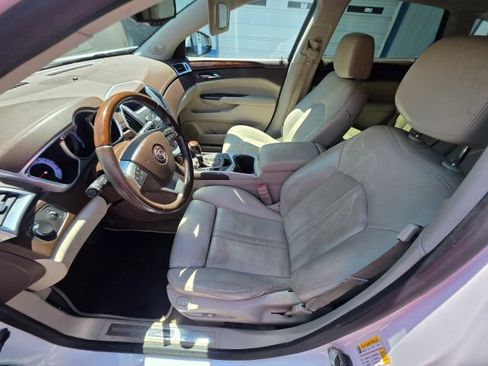 Used 2012 Cadillac SRX Luxury FWD image 12