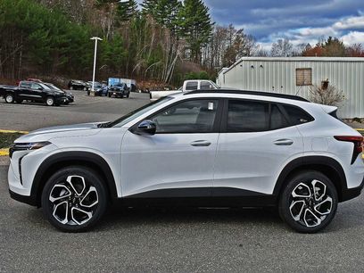New 2026 Chevrolet Trax RS w/ Sunroof Package