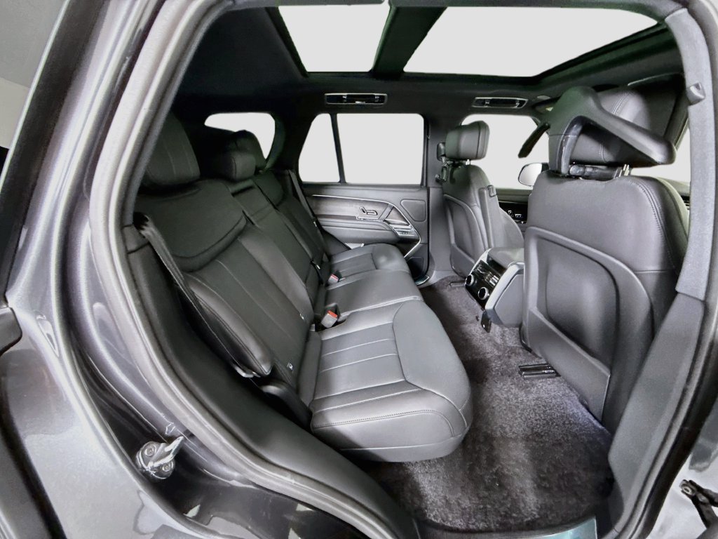 New 2027 Land Rover Range Rover SE AWD/4WD image 23