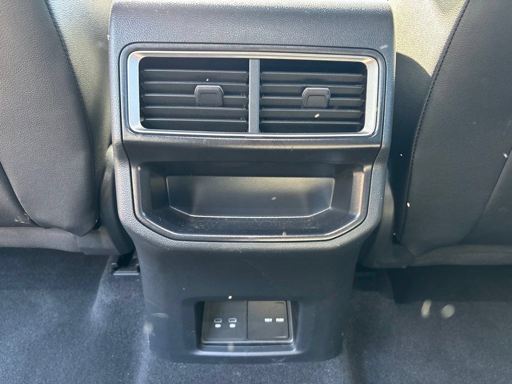 Used 2026 Volkswagen Atlas Cross Sport SE AWD/4WD image 18