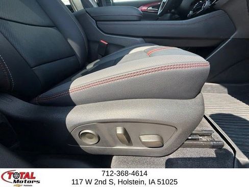 Used 2026 Chevrolet Traverse RS w/ LPO, Floor Liner Package AWD/4WD image 17