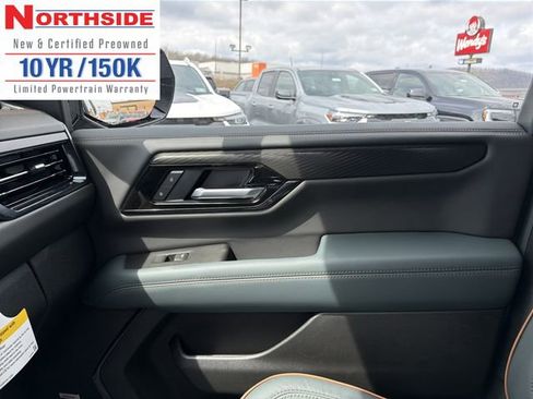 New 2026 GMC Yukon AT4 image 26