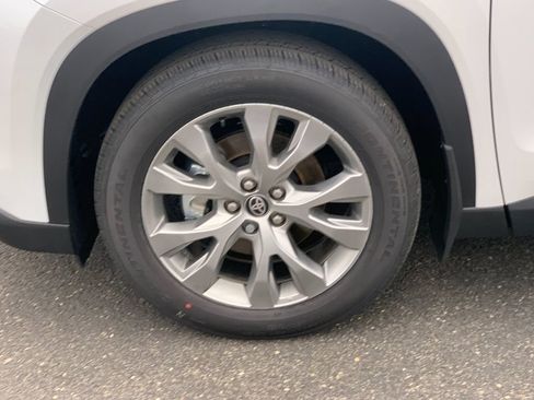 New 2026 Toyota Grand Highlander Limited image 31