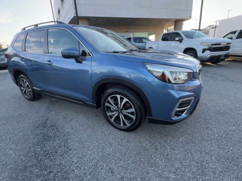 Used 2020 Subaru Forester Limited w/ Popular Package #3 image 2