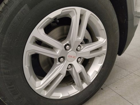 Used 2023 GMC Terrain SLE w/ LPO, Floor Liner Package FWD image 31