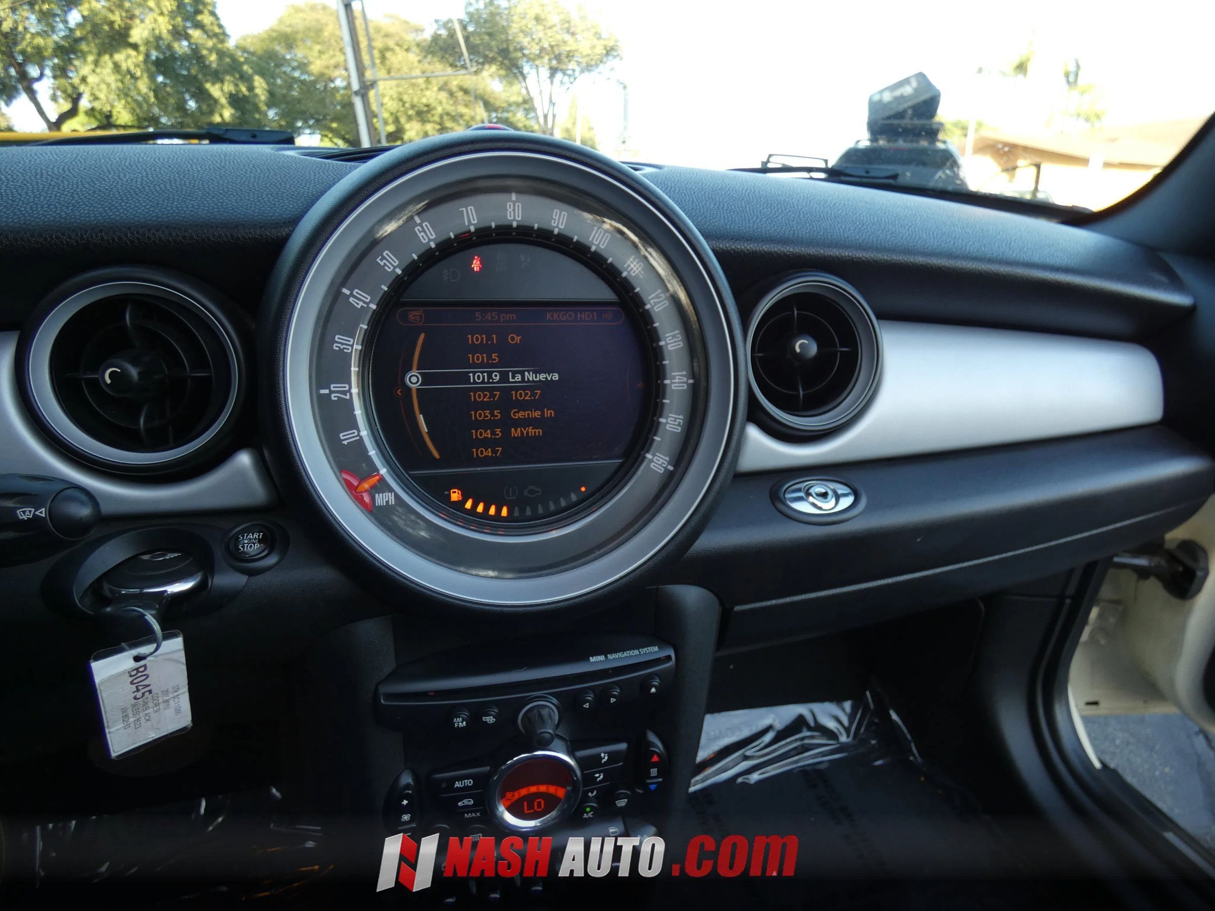 Used 2015 MINI Cooper Convertible FWD image 43