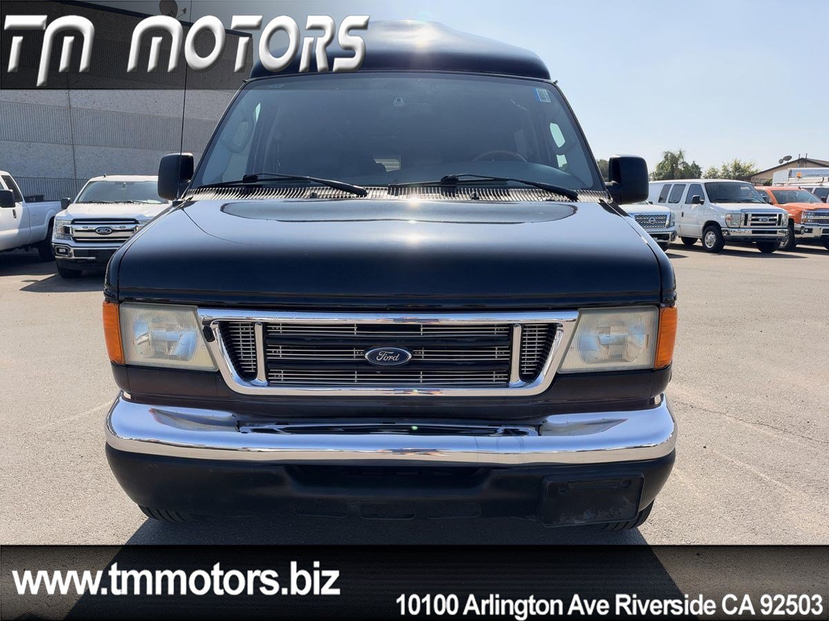 Used 2007 Ford E-250 and Econoline 250 Extended RWD image 2