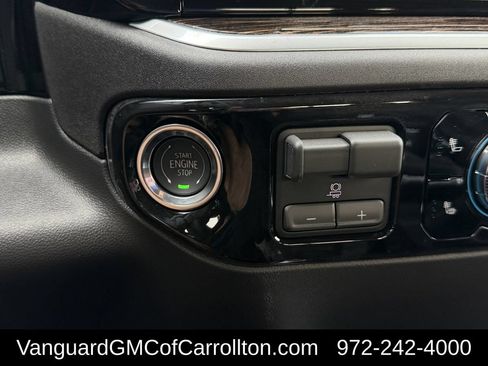 New 2026 GMC Sierra 1500 Elevation w/ Elevation Premium Package AWD/4WD image 18
