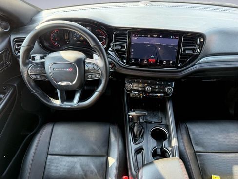 Used 2025 Dodge Durango GT AWD/4WD image 17