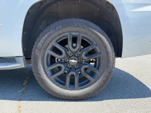 Used 2017 Chevrolet Tahoe Premier AWD/4WD image 35