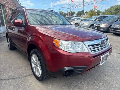 Used 2012 Subaru Forester 2.5X Premium AWD/4WD image 3