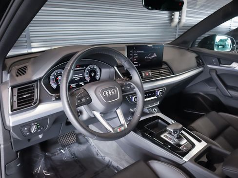 Used 2024 Audi Q5 2.0T Premium Plus AWD/4WD image 16