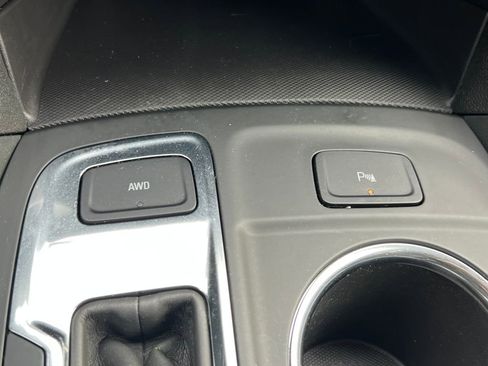 Used 2024 Chevrolet Equinox LT w/ LPO, Floor Liner Package image 30