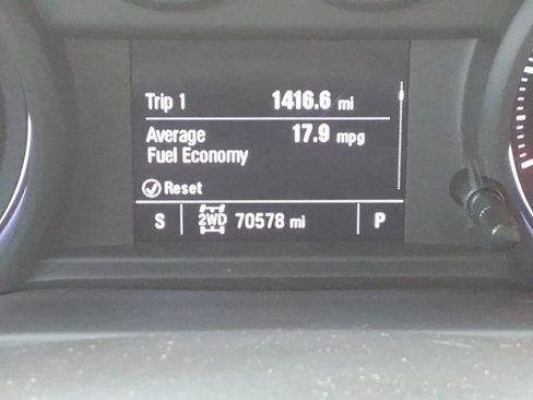 Certified 2022 Chevrolet Silverado 1500 Custom image 27