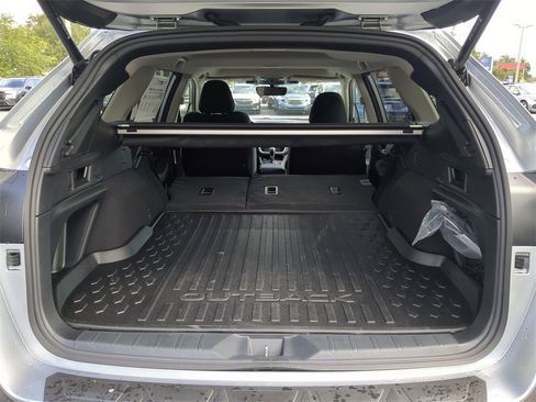 New 2025 Subaru Outback Premium w/ Popular Package #1A image 9