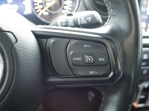 Used 2022 Jeep Wrangler Unlimited Sport AWD/4WD image 26