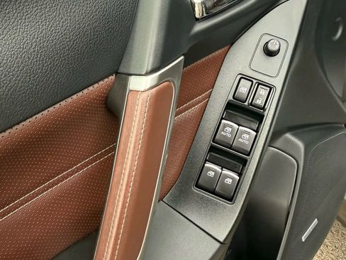 Used 2017 Subaru Forester 2.0XT Touring image 10