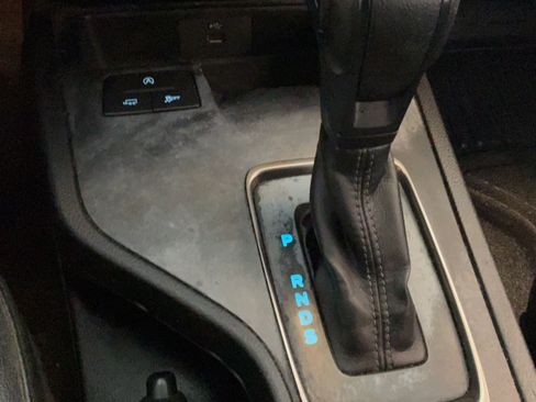 Used 2019 Ford Ranger XL w/ Equipment Group 101A Mid RWD image 15