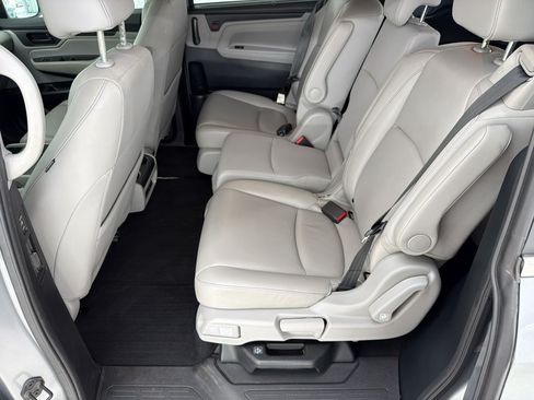 Used 2023 Honda Odyssey EX-L image 19