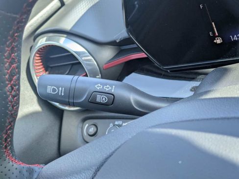New 2026 Chevrolet Trax RS w/ Driver Confidence Package FWD image 27