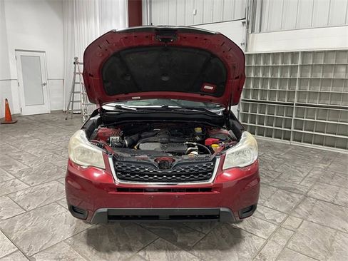 Used 2015 Subaru Forester 2.5i Premium w/ All-Weather Package image 31