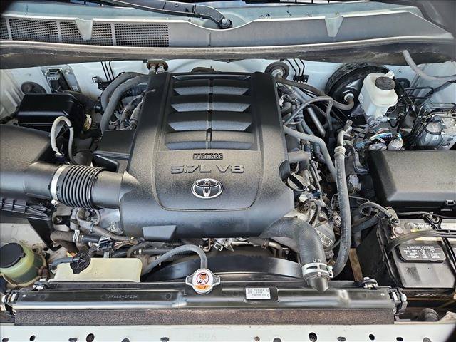 Used 2019 Toyota Tundra Limited w/ Limited Premium Package AWD/4WD image 30