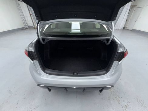Certified 2023 Toyota Corolla SE w/ SE Premium Package FWD image 17