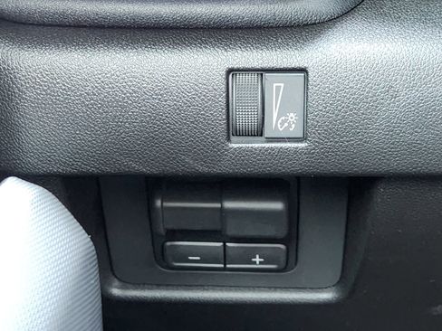 New 2026 GMC Canyon Elevation w/ Convenience Package image 25