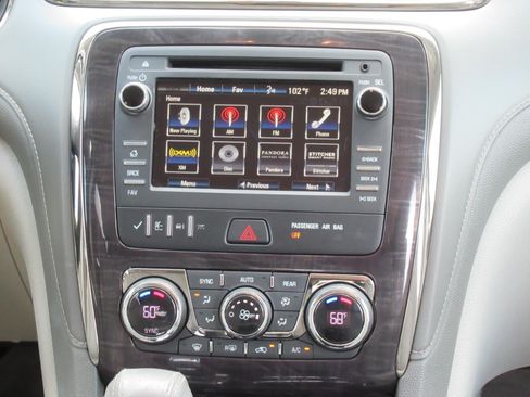Used 2016 Buick Enclave Convenience FWD image 15