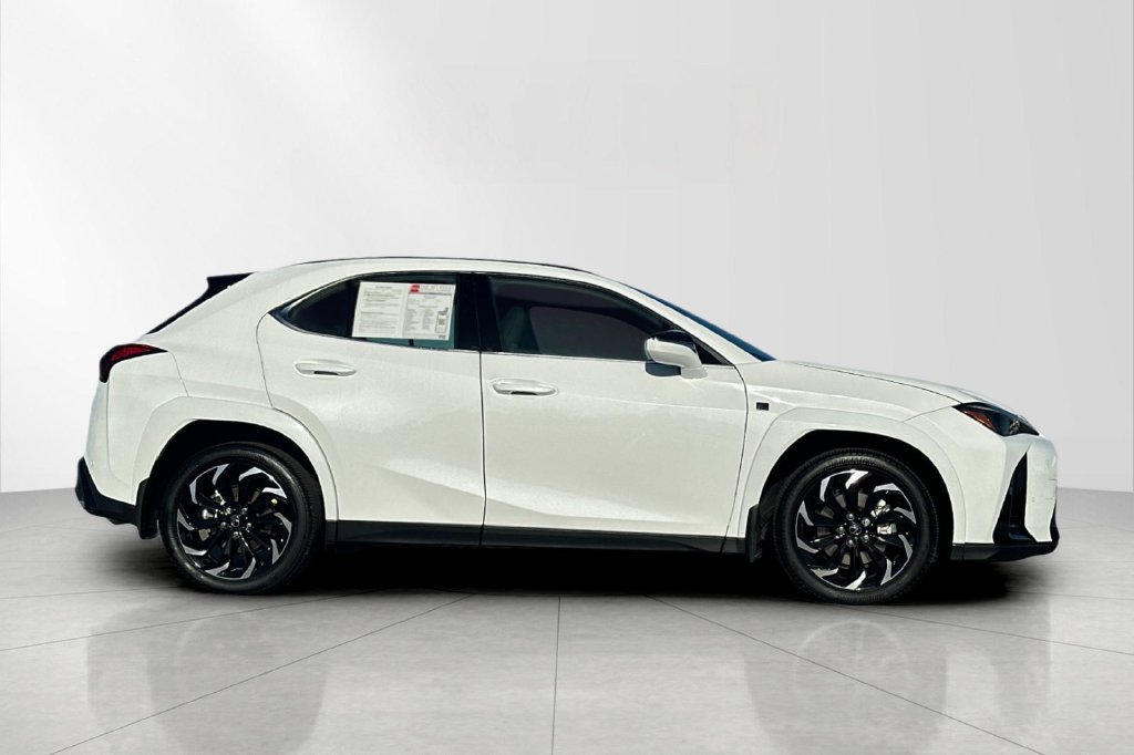 Used 2025 Lexus UX 300h FWD w/ Cold Area Package image 7