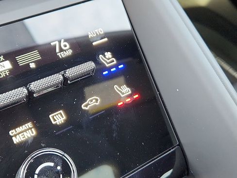 New 2026 Porsche Macan 4 Electric image 20