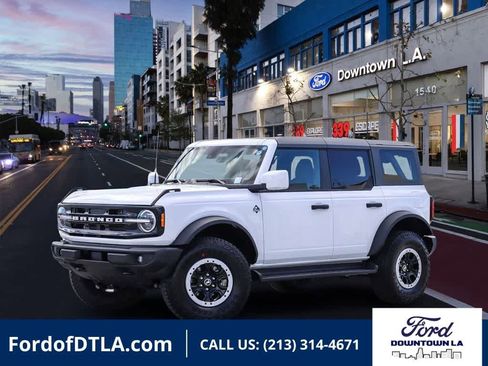 New 2026 Ford Bronco Outer Banks AWD/4WD image 1