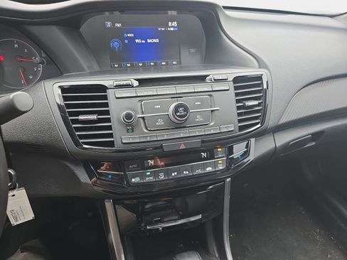 Used 2017 Honda Accord Sport Special Edition image 14