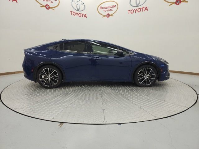 Certified 2024 Toyota Prius XLE AWD/4WD image 3