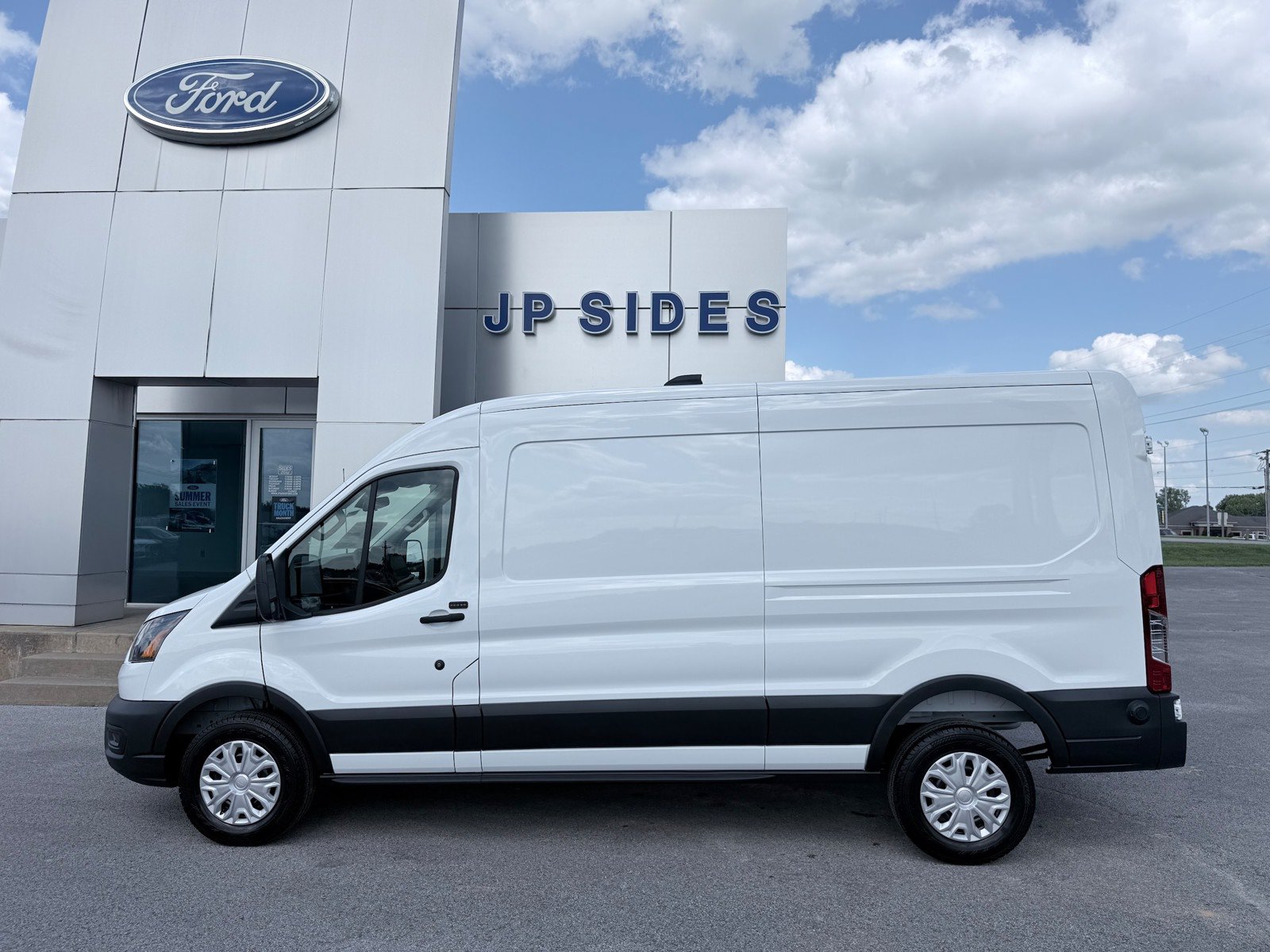 New 2026 Ford Transit 250 148 Medium Roof RWD image 8