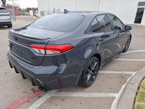 Used 2025 Toyota Corolla SE image 6